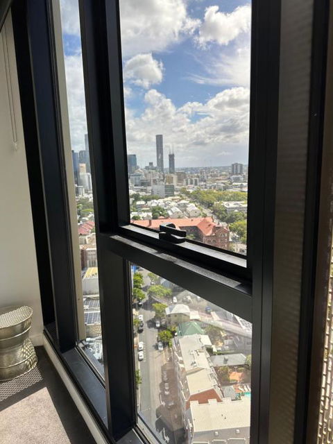 FV Peppers 1 Bedroom Apartment - Dalby Accommodation 3