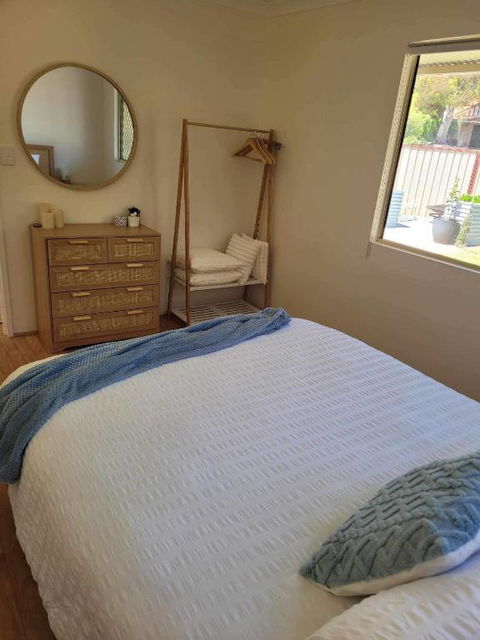 G&R Beach Cottage - Dalby Accommodation 0