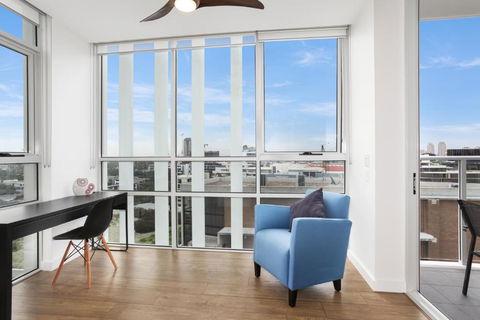 G1903S - Zetland Heights Sunset Vista - Dalby Accommodation 0