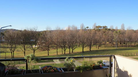 GREENWAY WATERS 2 Bed Apartment - Dalby Accommodation 2