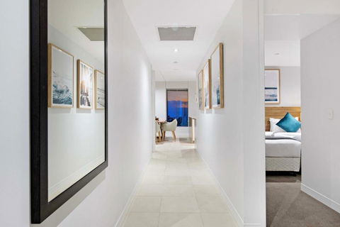 GUARANTEED OCEAN VIEW - Level 16 And Up - Soul Surfers Paradise - Self Contained &Privately Managed - Dalby Accommodation 1