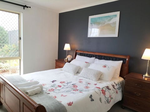 Hallett Cove House 6Bed 3Bath Full Kitchen Fast Wifi 5TV Netflix Espresso-Perfect For Large Families - Dalby Accommodation 2