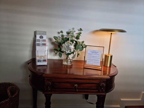 Historic Mintaro Post Office - Dalby Accommodation 2