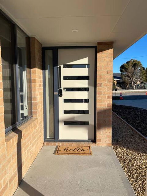 Home In Brighton - Dalby Accommodation 1