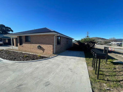 Home In Brighton - Dalby Accommodation 2