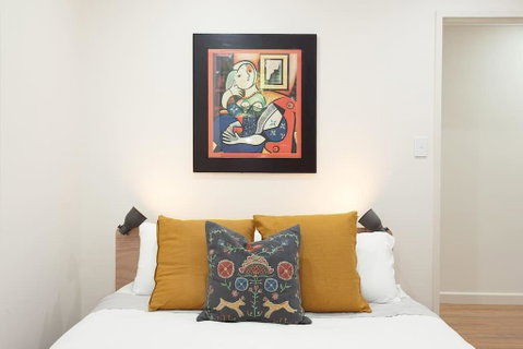 Huge 3 Bed Camperdown Garden Apt W Parking Aircon - Dalby Accommodation 3
