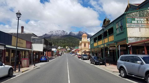 Hunters Hotel - Dalby Accommodation 0