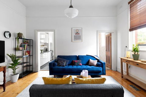 Iconic Lygon Street Home - Dalby Accommodation 0