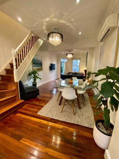 Immaculate 3 Bed City Home - Close To Everything! - Dalby Accommodation 3