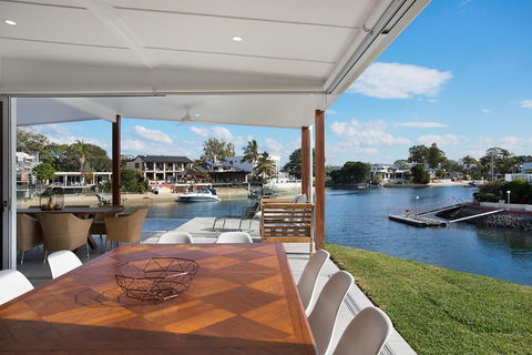 INCREDIBLE VALUE - Perfect For Large Families - Dalby Accommodation 3