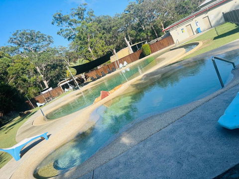 Island Leisure Village - Dalby Accommodation 1