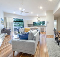 Ait Shona - Happy Place. Apt 10 Haven on the Park - Dalby Accommodation