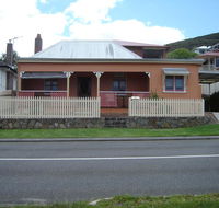 Albany Historic Cottage - Dalby Accommodation