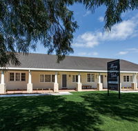 Albany Holiday Units - Dalby Accommodation
