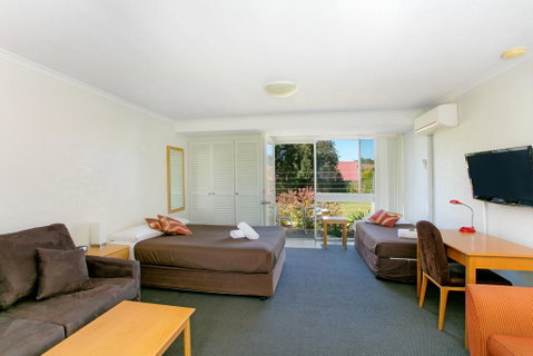 Alloggio Bathurst (previously Bathurst Apartments) - Dalby Accommodation 2