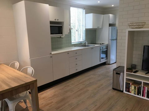 ALOHA AT BLUEYS - Dalby Accommodation 1