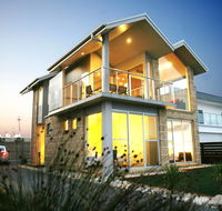 Aloha Beachfront Port Fairy - Dalby Accommodation