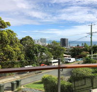 Amazing apartment ocean views and hot tub on balcony - Coolangatta - Dalby Accommodation