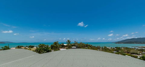 Ambience Of Airlie - Airlie Beach - Dalby Accommodation 2