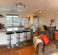 Angasi Apartment on Highcrest - Dalby Accommodation