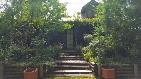 Angaston By The Winter Creek - Dalby Accommodation 1