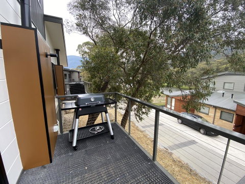 Aniyah Chalet - Dalby Accommodation 2