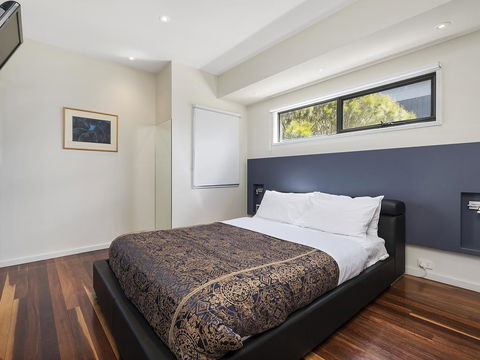 Apollo's - Dalby Accommodation 3