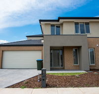 Apple House Point Cook - Dalby Accommodation