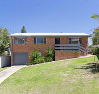 Argyle Cottage' 41 Argyle Avenue - great family home for holidays - Dalby Accommodation