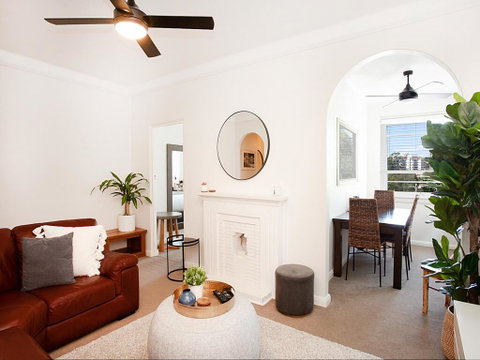 ART DECO DELIGHT-hosted By:L'Abode - Dalby Accommodation 0