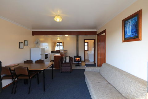 Arthur River Holiday Units - Dalby Accommodation 3
