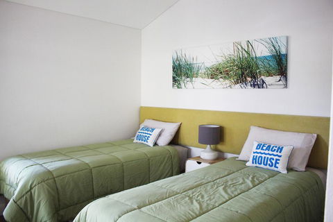 Asanti Agnes Water Surfing Beach - Dalby Accommodation 0