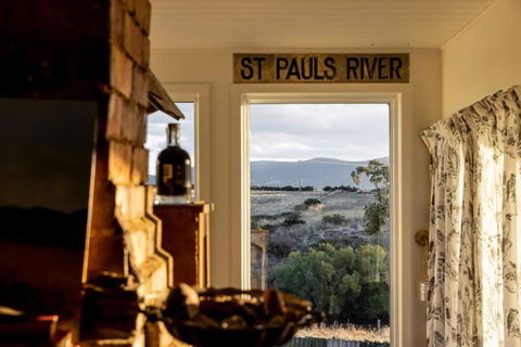 Luxury River Cottage, Gateway To The East Coast - Dalby Accommodation 2