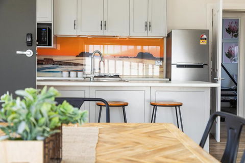 Luxury Apartments And Motel Rooms - Free Wifi - Close To Beach - Dalby Accommodation 2