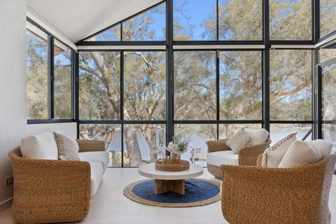 Luxury Riverside Escape With Private Jetty On The Murray River - Dalby Accommodation 0