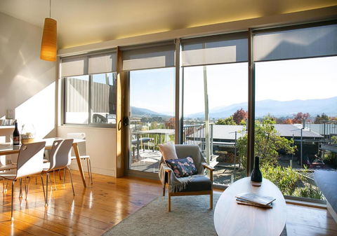 Luxury Scandinavian Townhouse - Dalby Accommodation 2