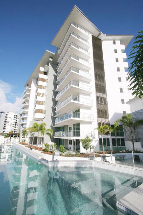 M1 Resort - Dalby Accommodation 0