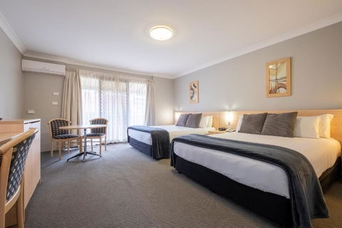 Maclin Lodge Motel - Dalby Accommodation 1