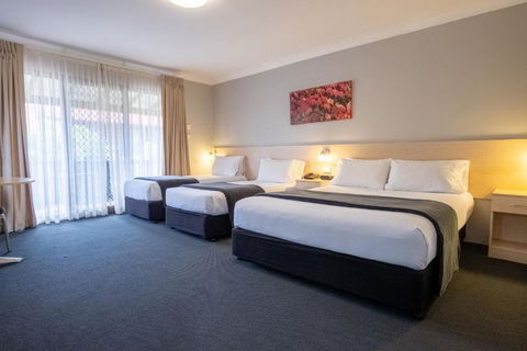 Maclin Lodge Motel - Dalby Accommodation 3