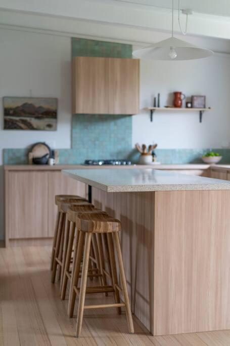 Madeley Beach House Ocean Grove - Dalby Accommodation 0