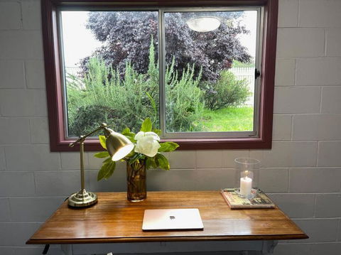 MAGNOLIA HOUSE ON THE CREEK - STANTHORPE - Dalby Accommodation 3