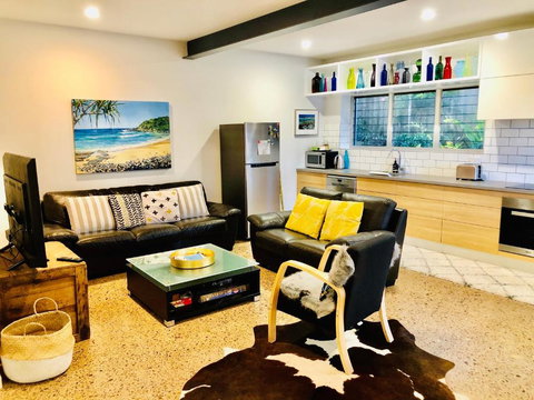 Malibu Apartment - Peregian Beach - Dalby Accommodation 1
