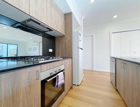 Mambourin Home By GoodLive - Dalby Accommodation 0