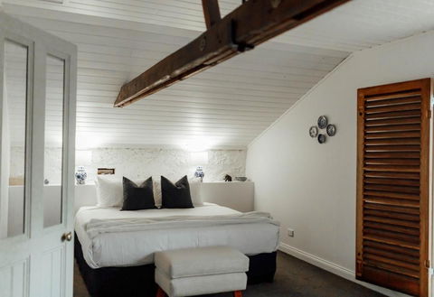 MARYBANK ESTATE - BARN LOFT - Dalby Accommodation 1