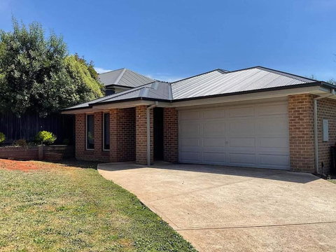 Marysville Views - Dalby Accommodation 0