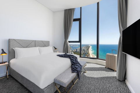 Meriton Suites Surfers Paradise - Dalby Accommodation 0