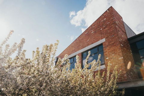 Mews Cottages - Dalby Accommodation 1