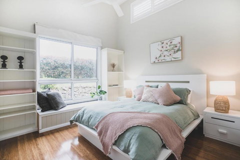 Milton Woodstock Homestead Luxury Retreat With NEW 11M POOL Just Minutes From The Beach - Dalby Accommodation 2