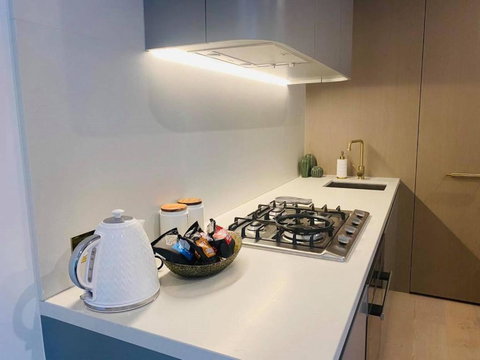 Moody Moon Apartment @ Sky Garden - Glen Waverley - Dalby Accommodation 3