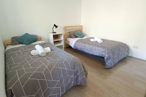 New And Cozy 2 Bedrooms Granny Flat With Aircon & Pool - Dalby Accommodation 3
